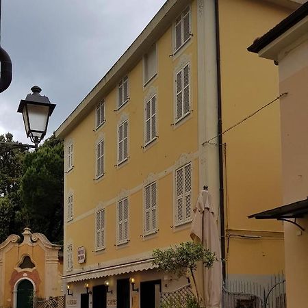 Hotel Doria Varraze Exterior foto